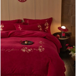 A类全消光牛奶绒刺绣四件套冬季加厚保暖大红色中式婚庆结婚套件